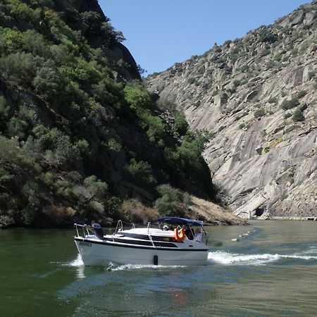 Douro Yacht Charter & Bungalows São João da Pesqueira Exterior foto
