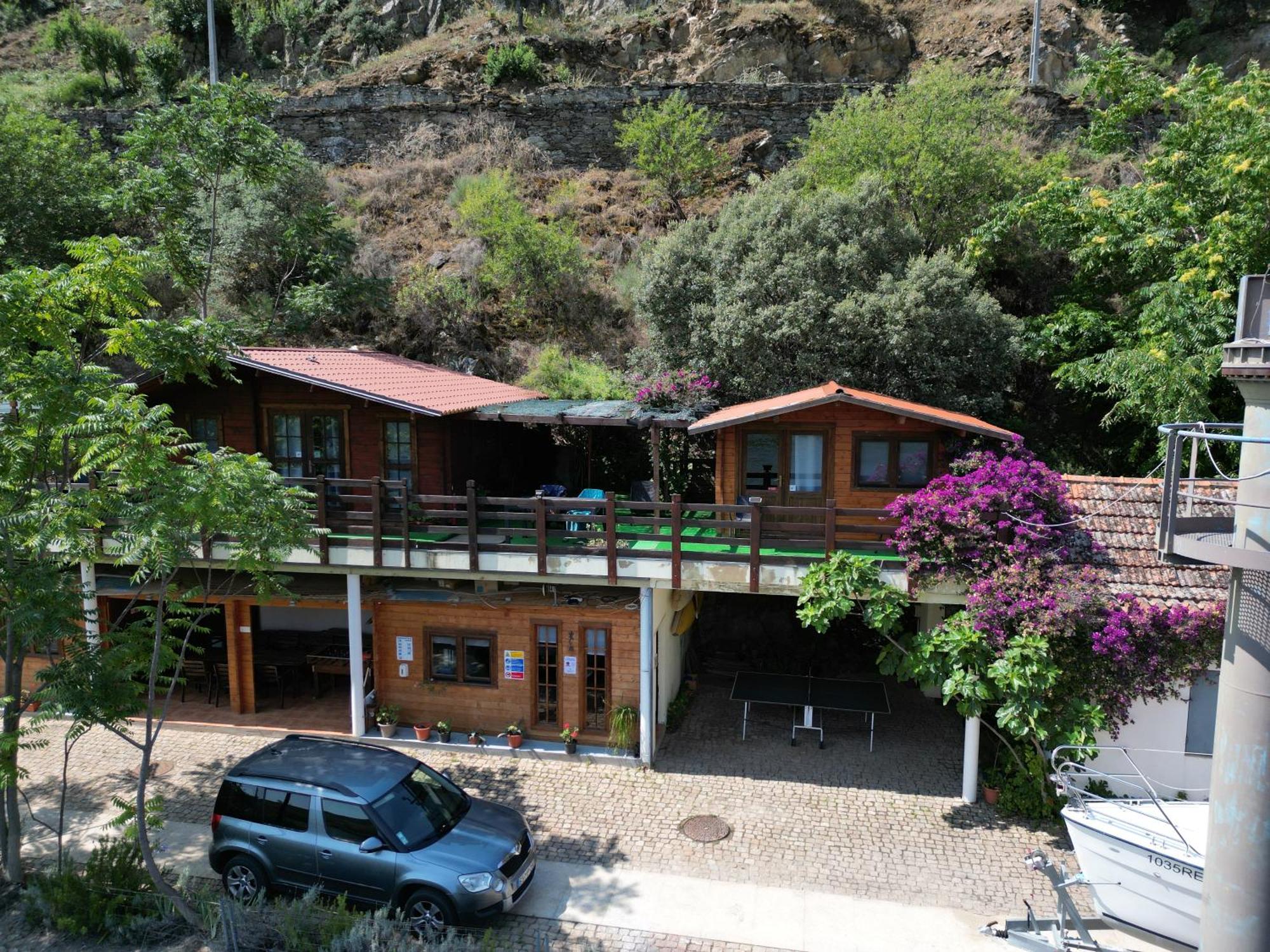 Douro Yacht Charter & Bungalows São João da Pesqueira Exterior foto