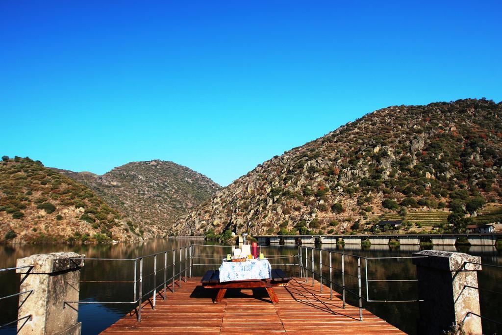 Douro Yacht Charter & Bungalows São João da Pesqueira Exterior foto